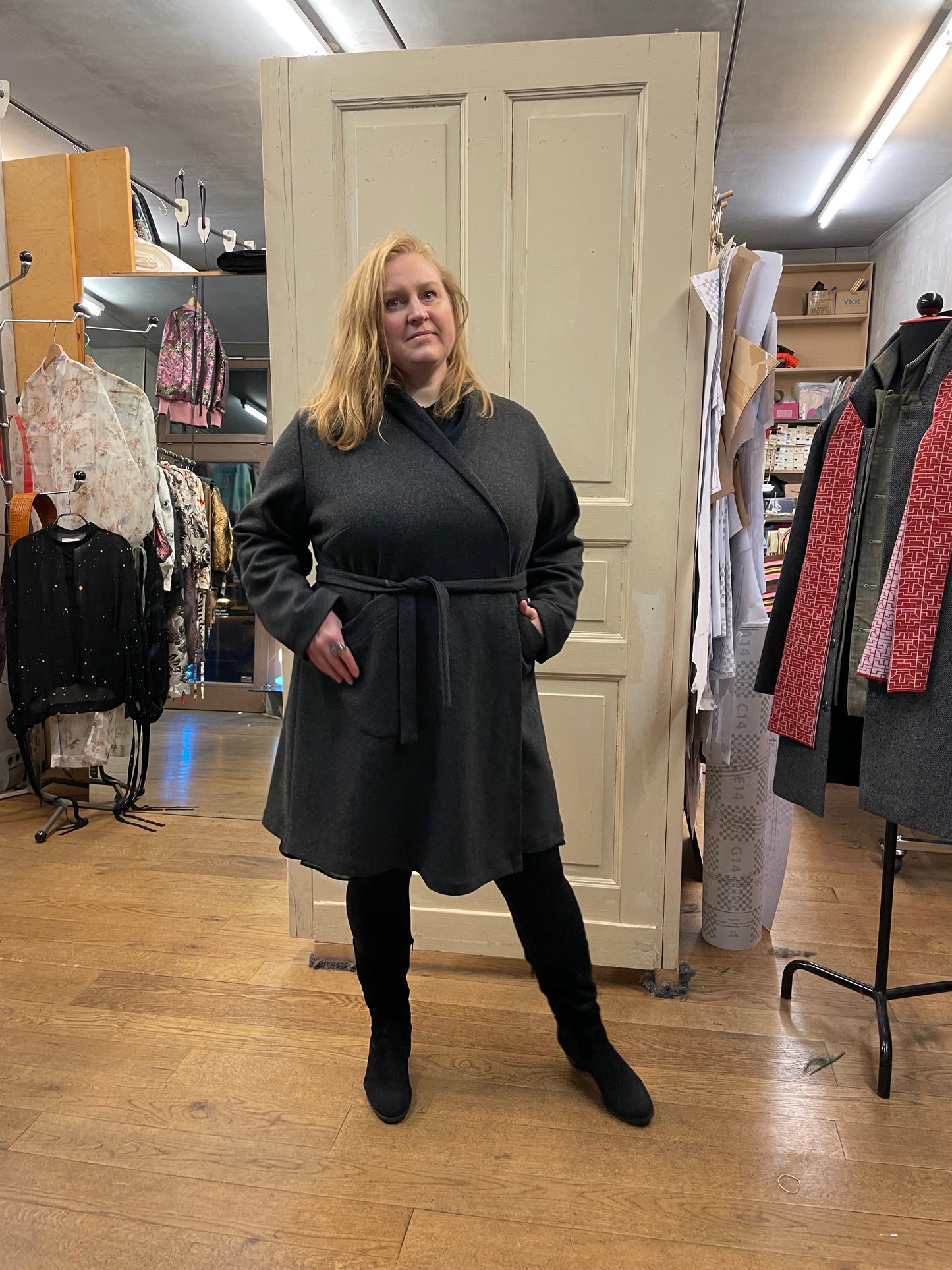 Kim Extension - Kim Cardy